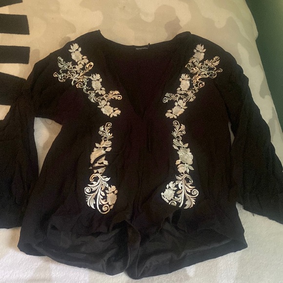 Romper - Picture 1 of 3